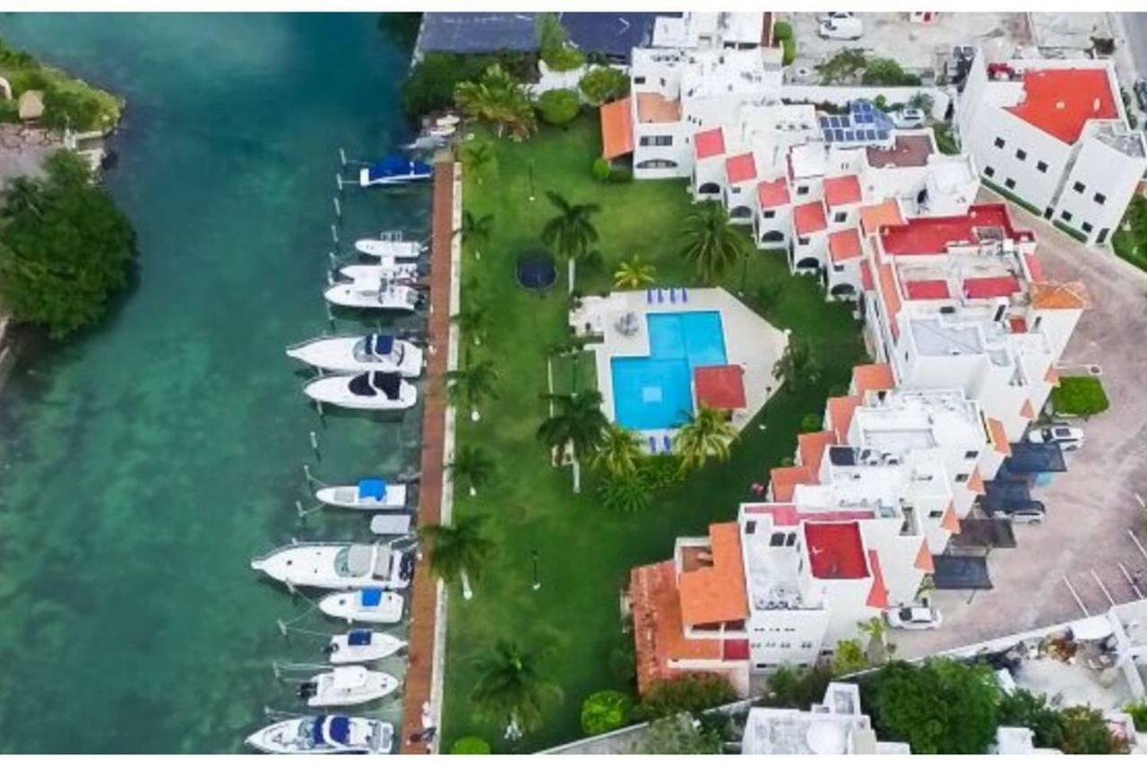 Elegant Lagoon Front Villa By Casa Paraiso Cancún Eksteriør bilde